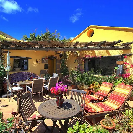 Feliz - Sauna, Beheizter Pool, Sonnenbett, Spielplatz, 2x2 M Bett Tatil Evi *